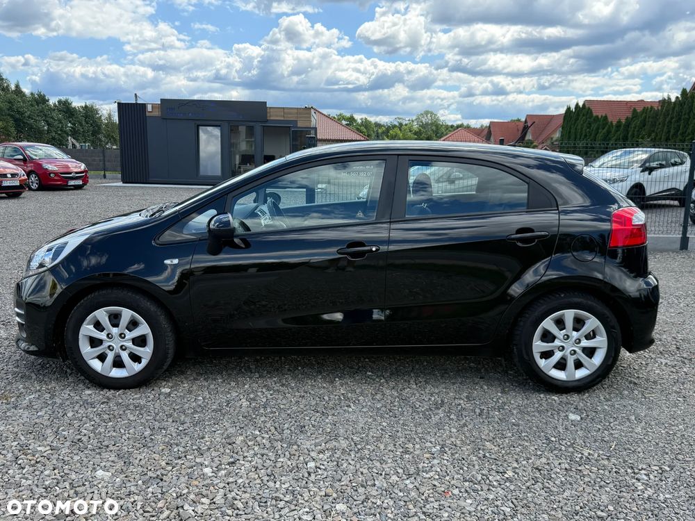 Kia Rio 1.2 Dream Team Edition - 8