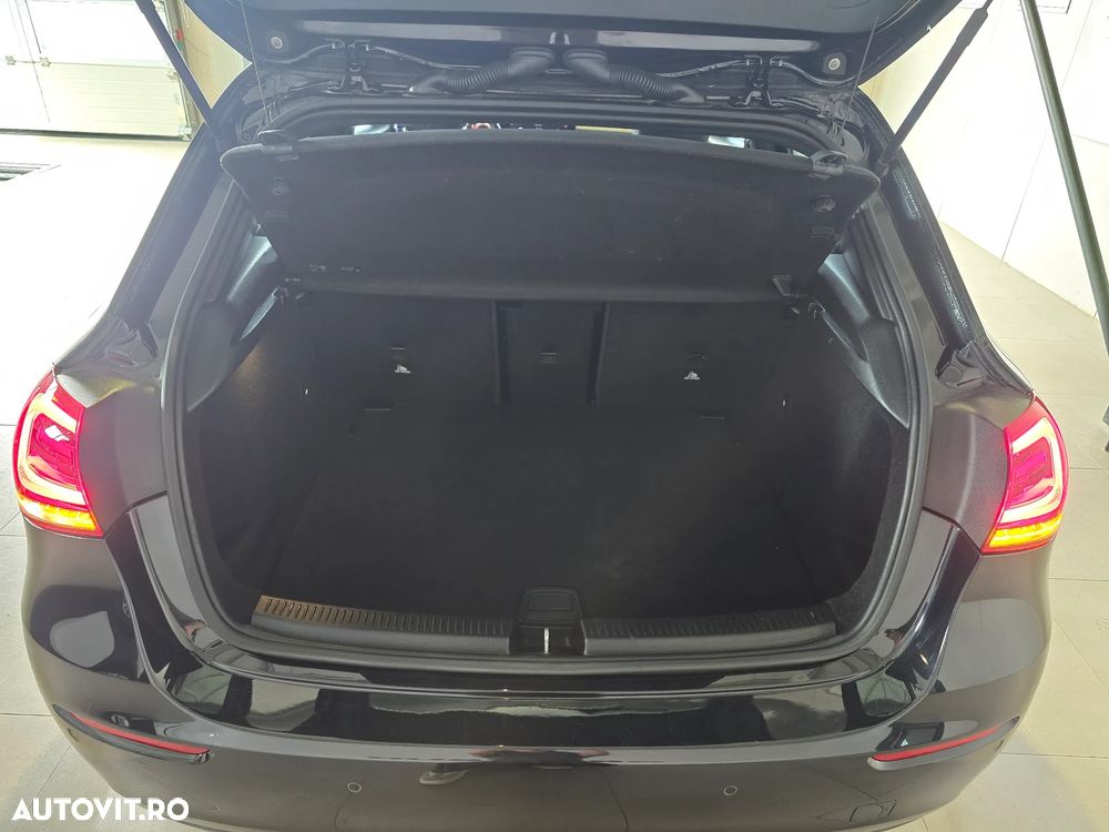 Mercedes-Benz A 180 Sedan 7G-DCT Style - 8