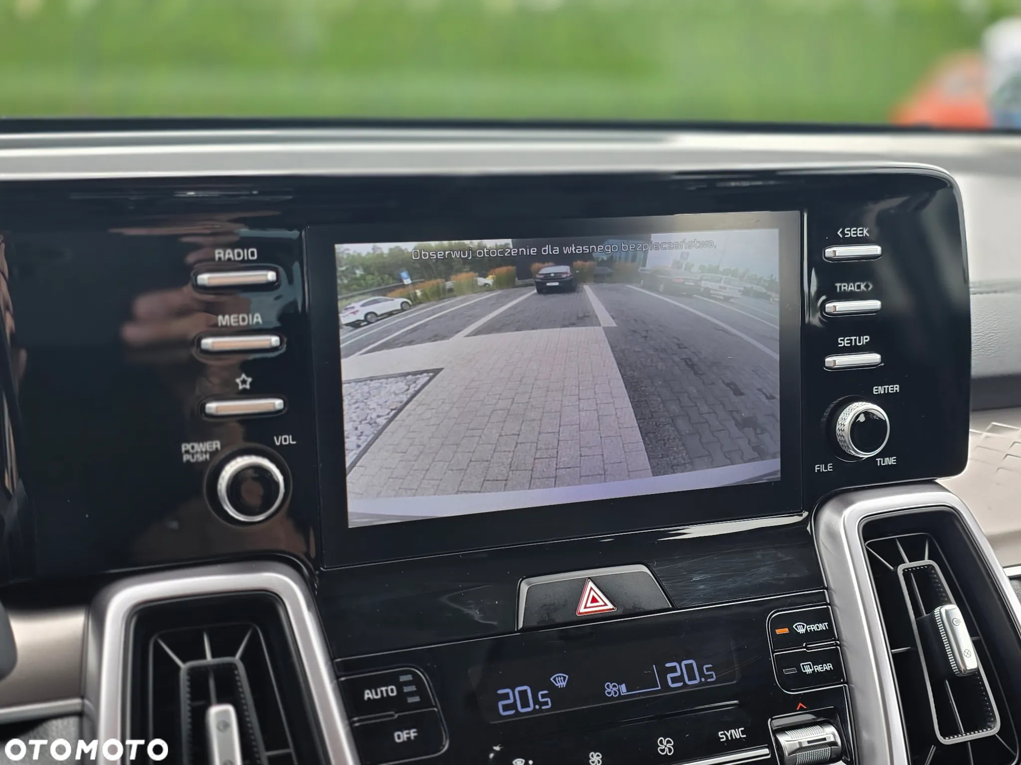 Kia Sorento 1.6 T-GDI HEV L 7os - 25
