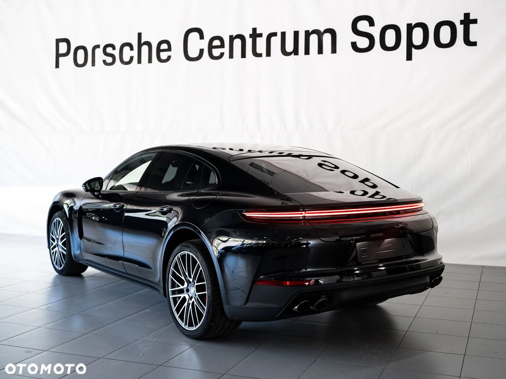 Porsche Panamera - 5