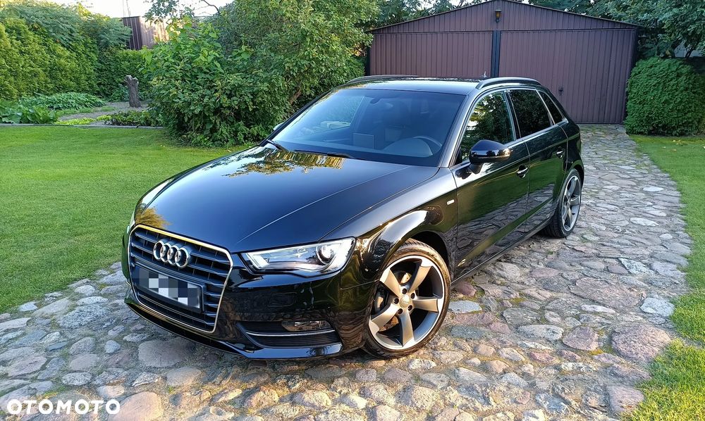 Audi A3 Sportback 2.0 TDI S line Sportpaket - 4