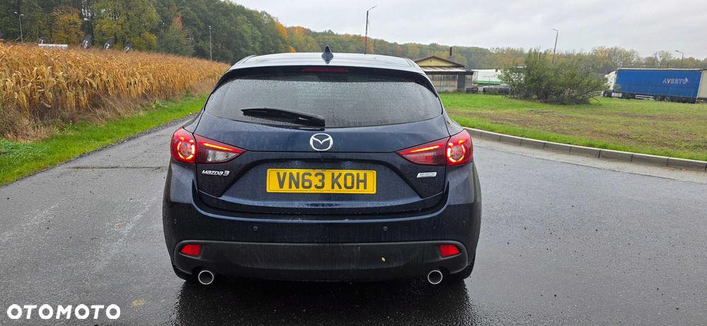 Mazda 3 - 7