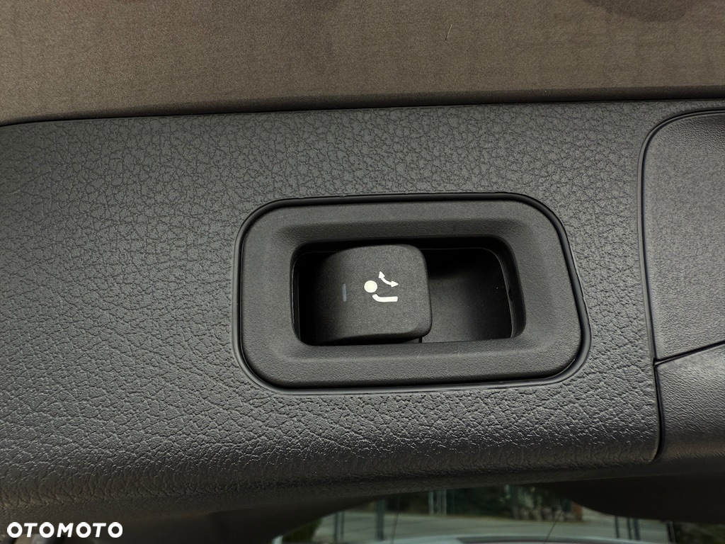 Mercedes-Benz GLB 200 d 8G-DCT - 18