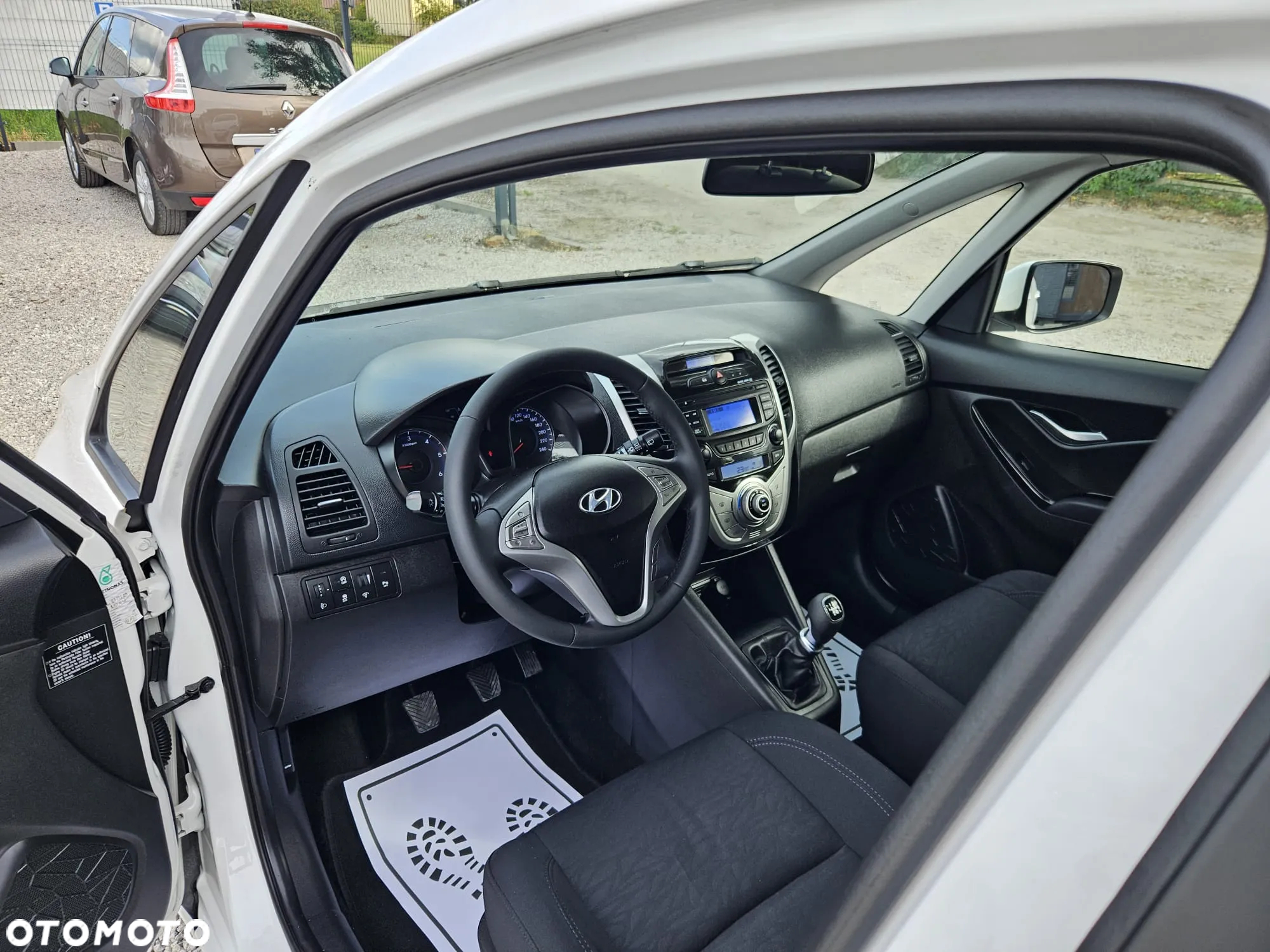Hyundai ix20 1.6 CRDi blue Style - 17