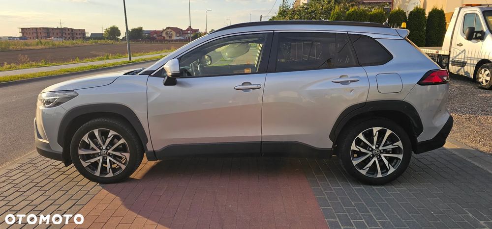 Toyota Corolla Cross 2.0 Hybrid Style AWD - 2