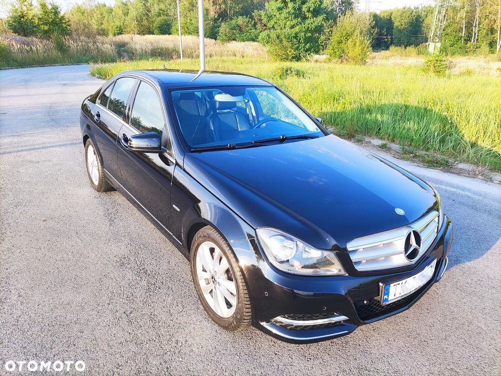 Mercedes-Benz Klasa C 180 BlueEFFICIENCY Avantgarde - 16