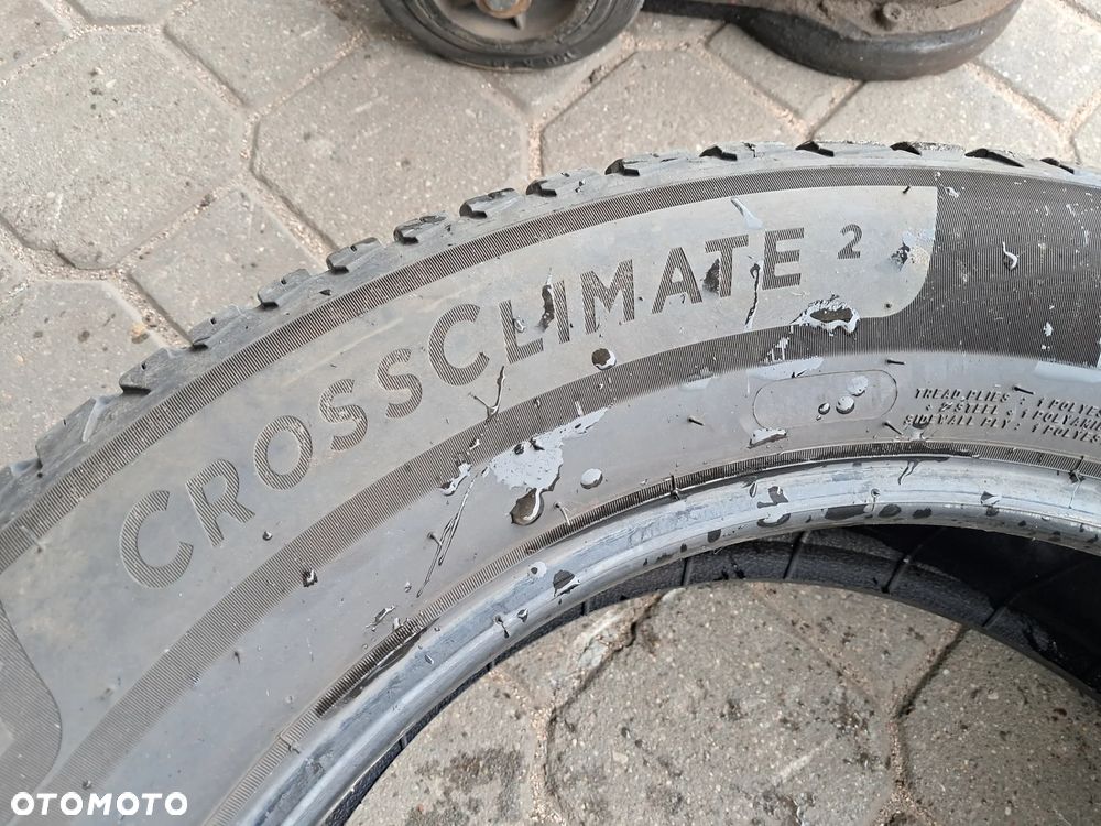 Opona całoroczna 215/65r17 Michelin CrossClimate 2 24r - 4