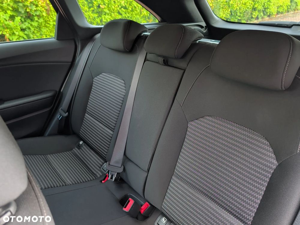Kia Ceed 1.6 GDI PHEV L DCT - 23