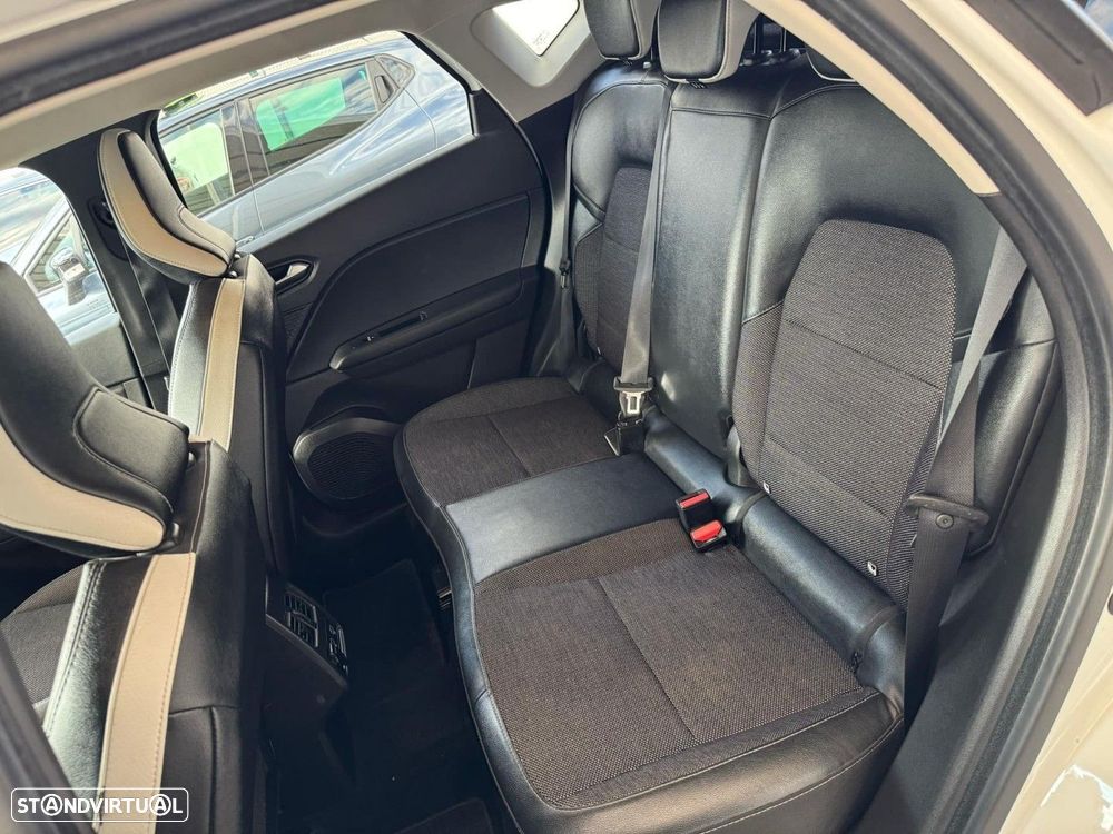 Renault Captur 1.0 TCe Exclusive - 24