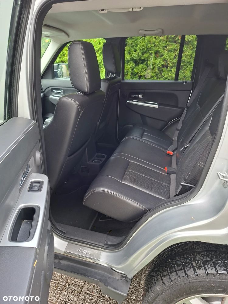 Jeep Cherokee 2.8 CRD Limited - 8