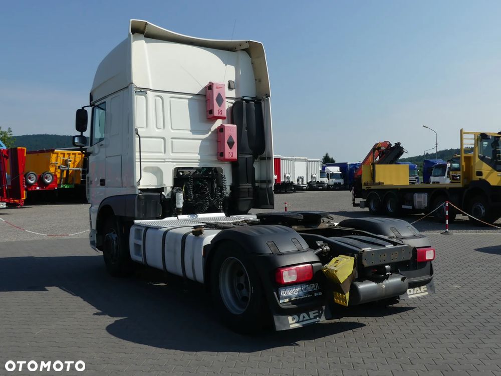 DAF XF 106.460 / SUPER SPACE CAB /  EURO 6 / STANDARD / - 7