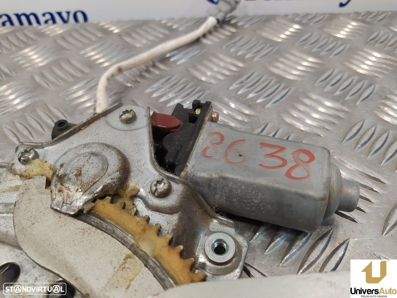 ELEVADOR DE VIDRO TRASEIRO DIREITO TOYOTA LAND CRUISER 90 2000 -8572060070 - 2
