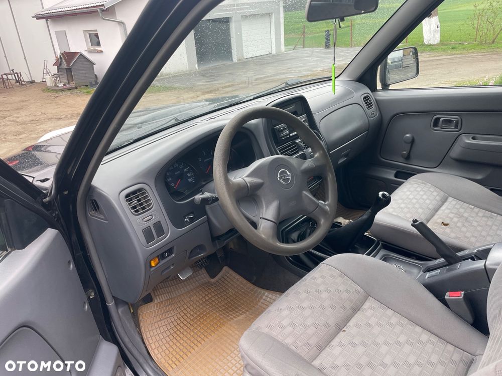 Nissan Pickup 2.5 TDi Navara - 8
