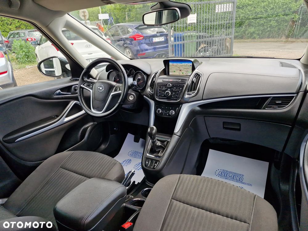 Opel Zafira Tourer 1.4 Turbo Edition - 24