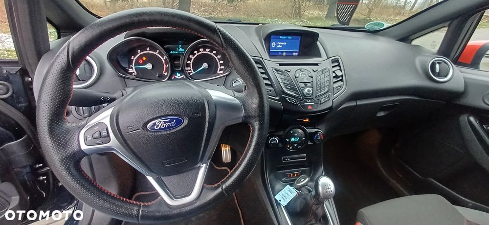 Ford Fiesta 1.0 EcoBoost S&S ST-LINE - 8