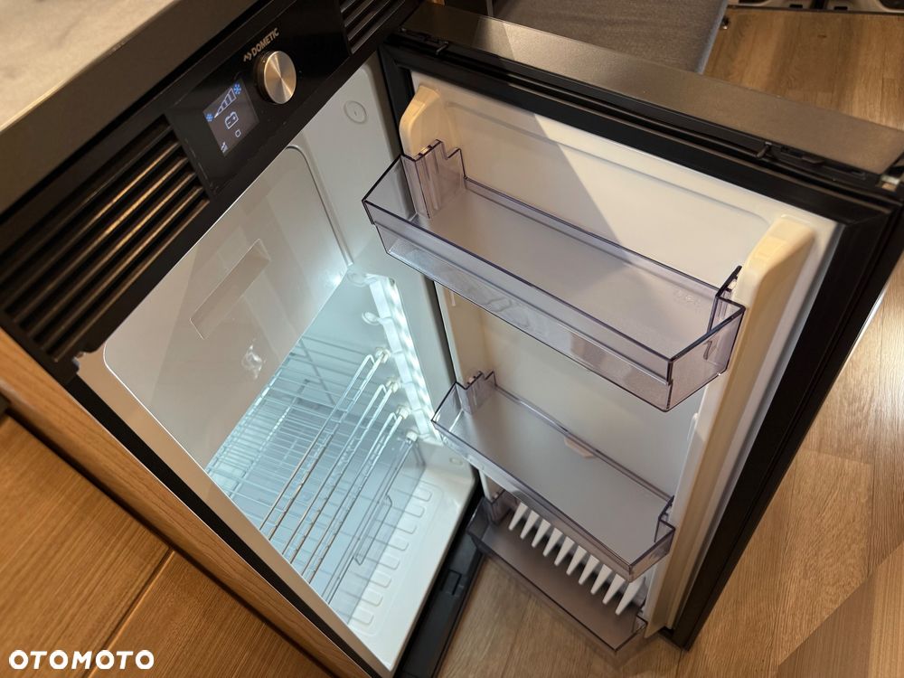 Hobby Maxia VAN 680 DT 2 osobowy luksus - 25