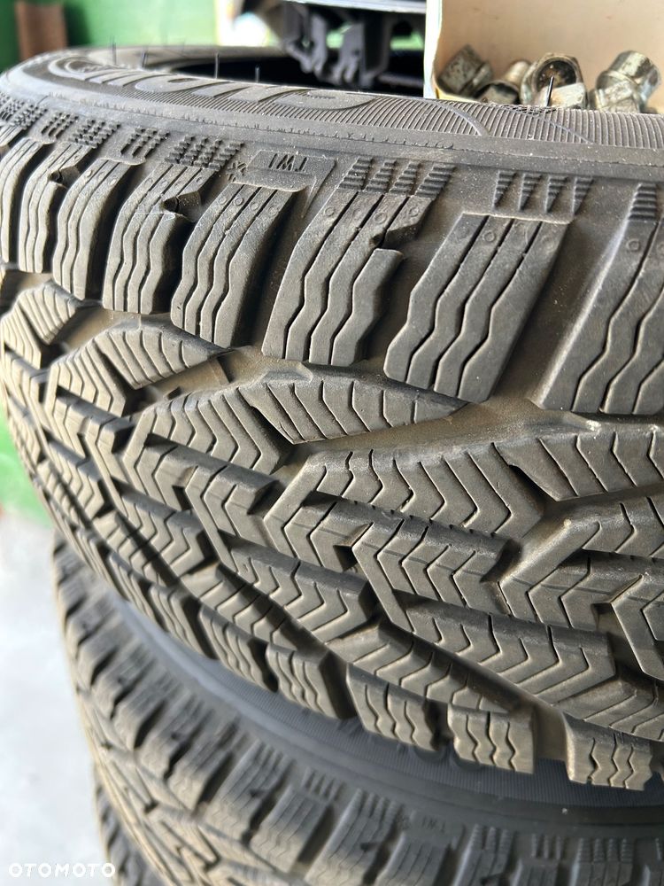 Peugeot 2008 1.6 e-HDi Allure S&S - 20