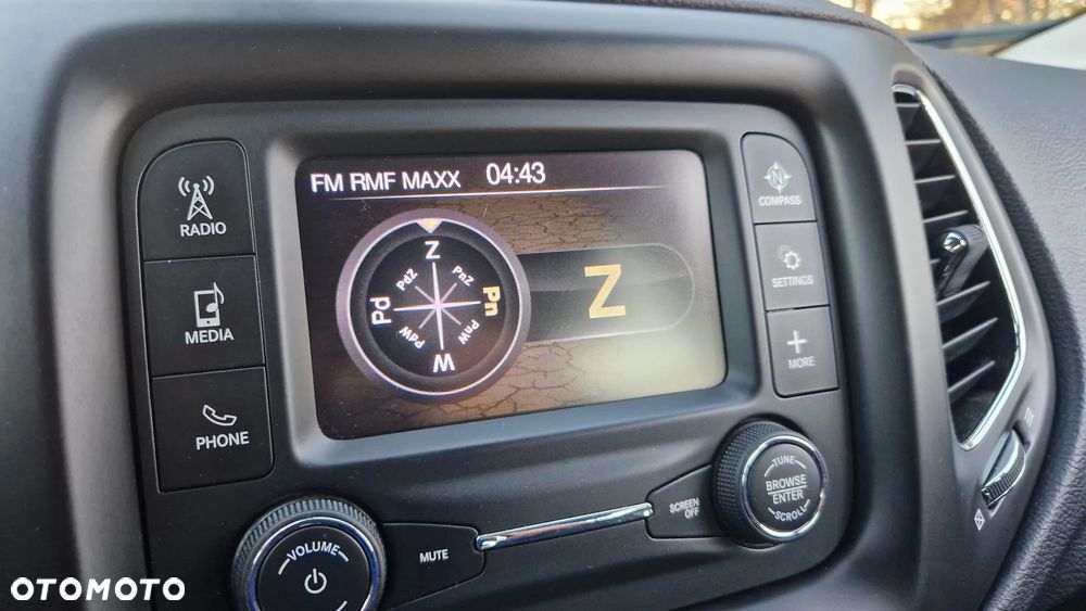 Jeep Compass 1.6 MultiJet Longitude - 14