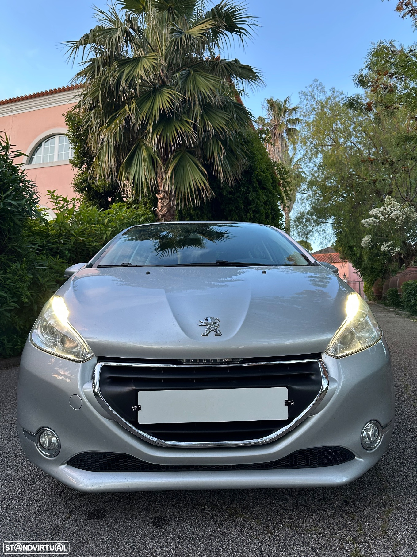Peugeot 208 1.6 BlueHDi Allure - 2
