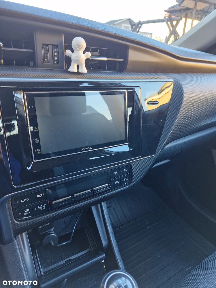 Toyota Auris 1.4 D-4D Active - 20