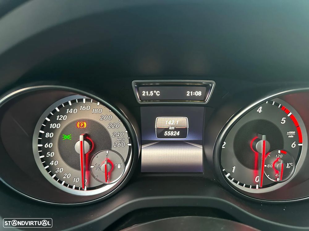Mercedes-Benz CLA 180 d Urban - 21