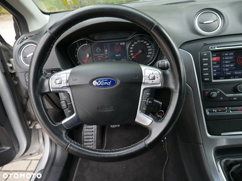 Ford Mondeo 2.0 TDCi Titanium - 12