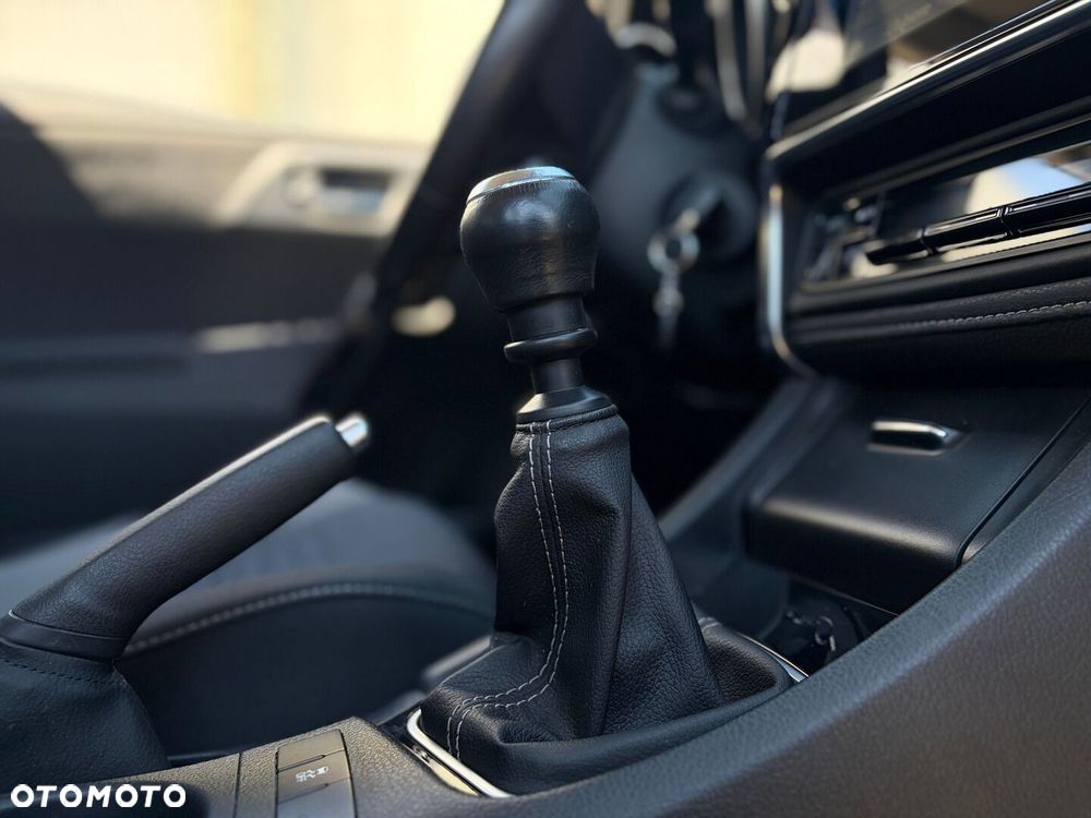 Toyota Auris 1.6 Comfort - 19