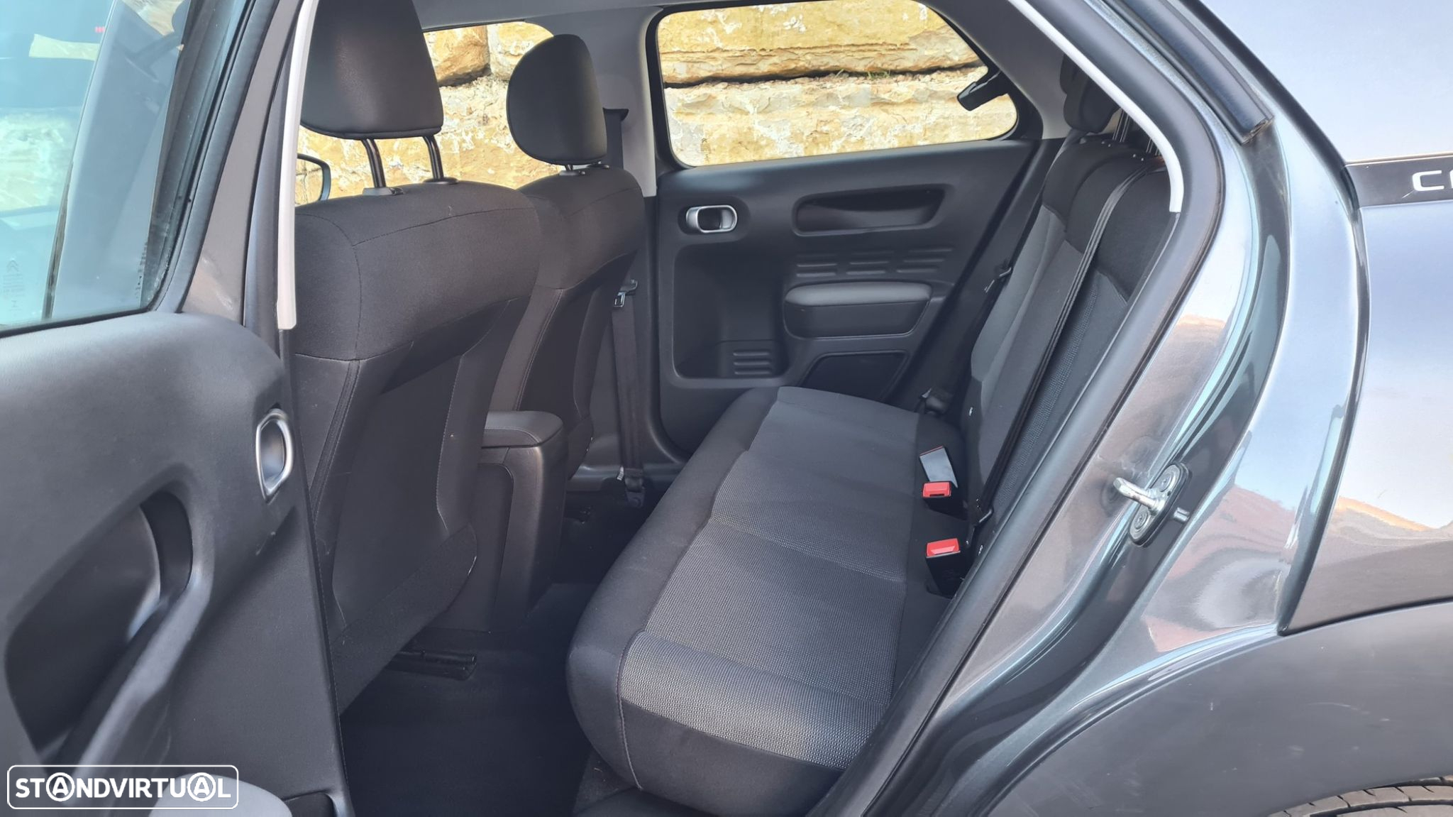 Citroën C4 Cactus - 43