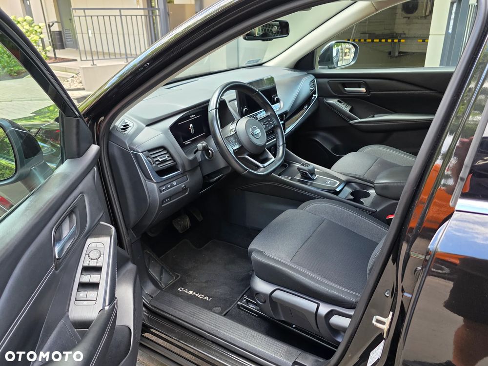 Nissan Qashqai 1.3 DIG-T N-Connecta DCT - 8