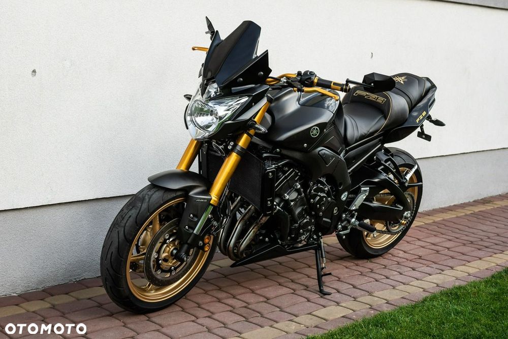Yamaha FZ - 7