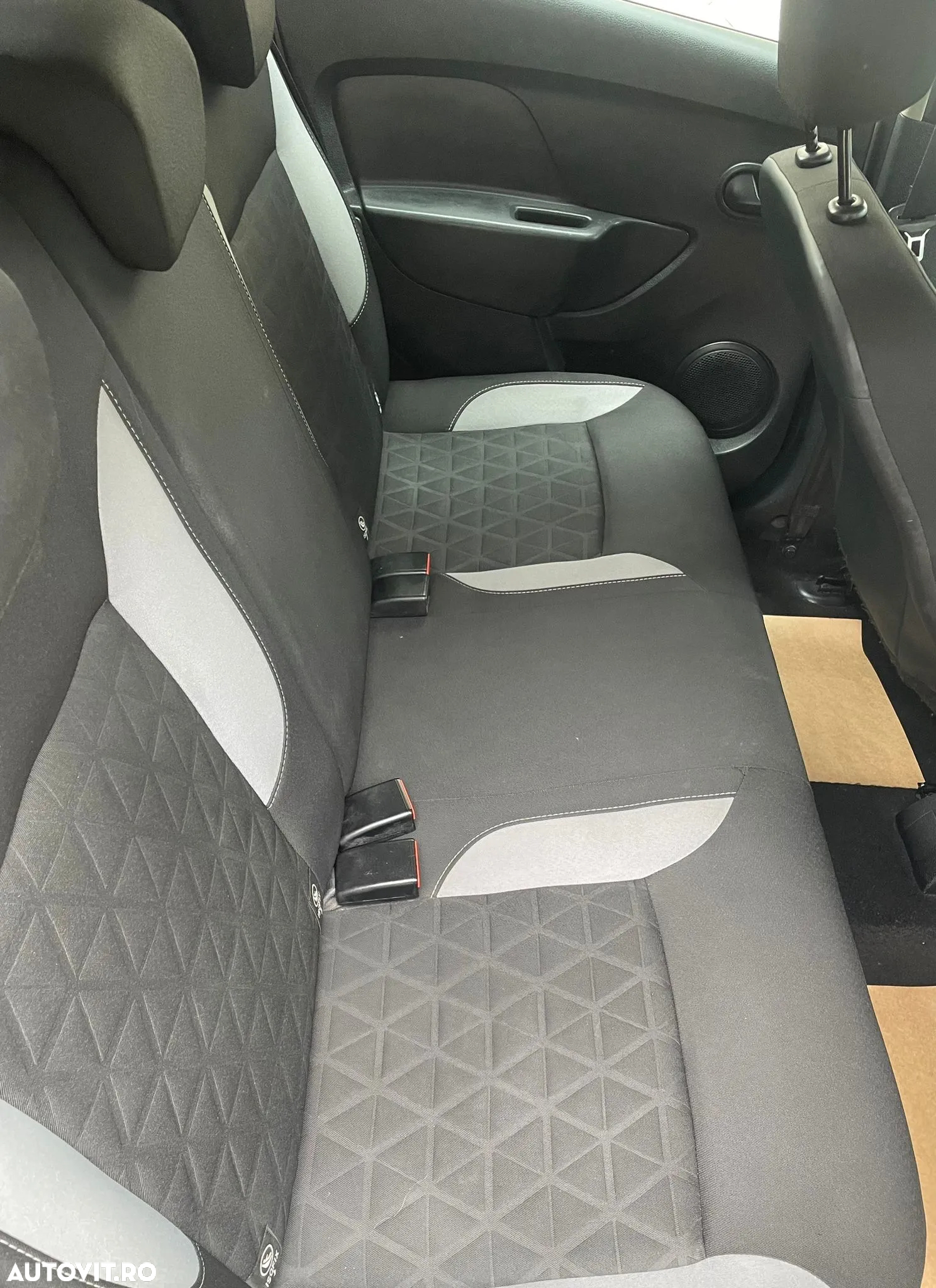 Dacia Sandero Stepway 0.9 TCe - 11