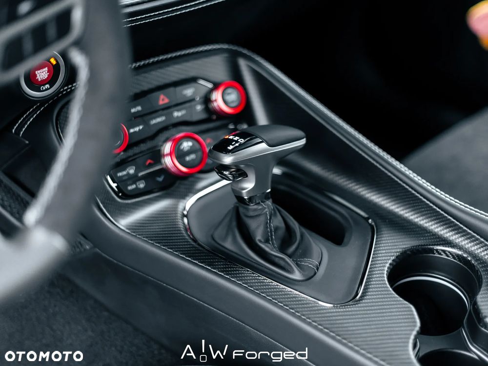 Dodge Challenger 6.2 Hellcat - 23