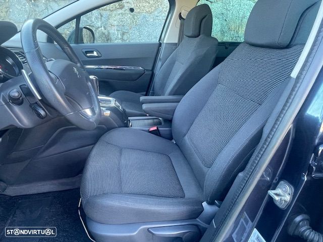 Peugeot 5008 1.6 E-HDi 7L Active 2-Tronic - 27