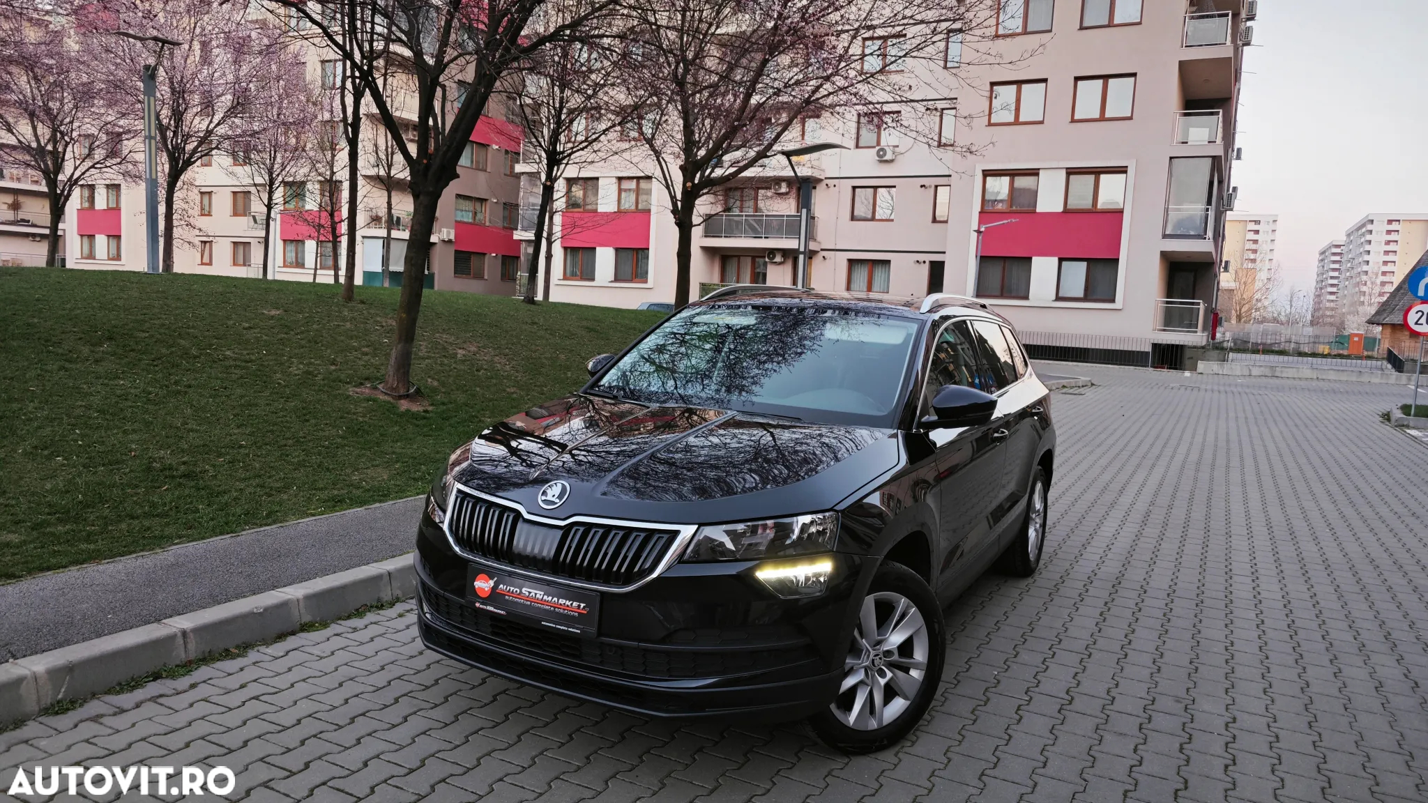 Skoda Karoq 1.0 TSI DSG Ambition - 13