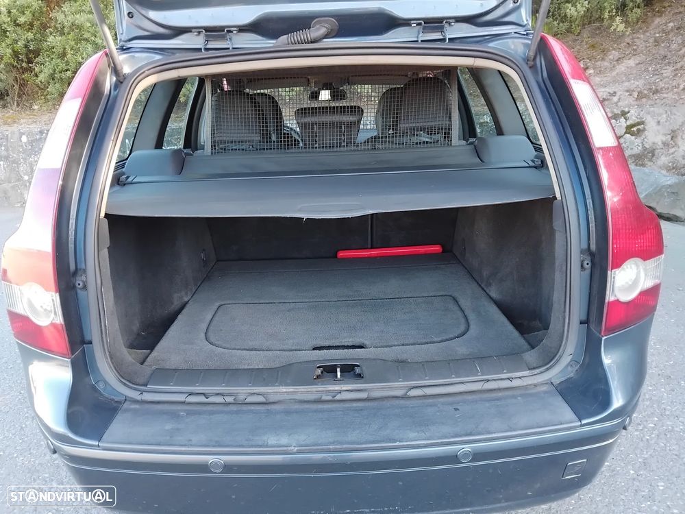Volvo V50 2.0 D R-Design - 16
