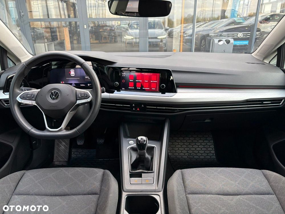 Volkswagen Golf - 10