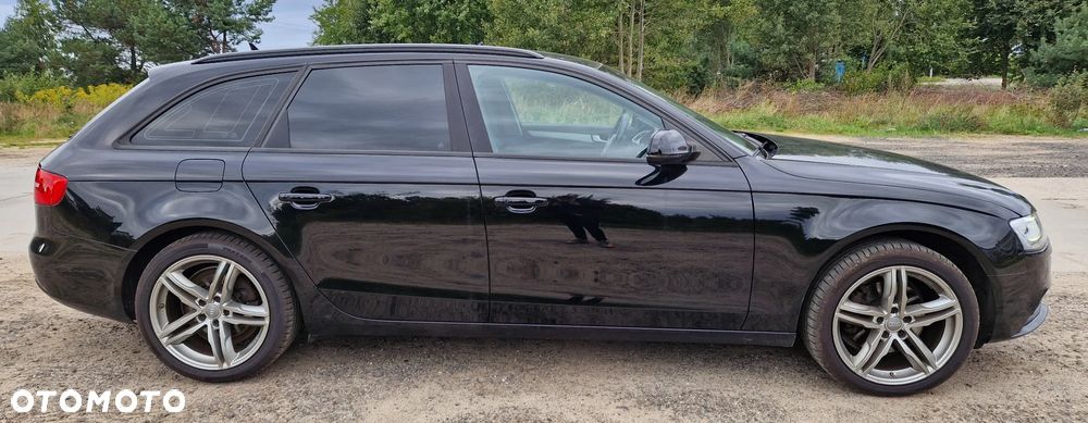Audi A4 Avant 2.0 TDI Quattro S tronic - 9