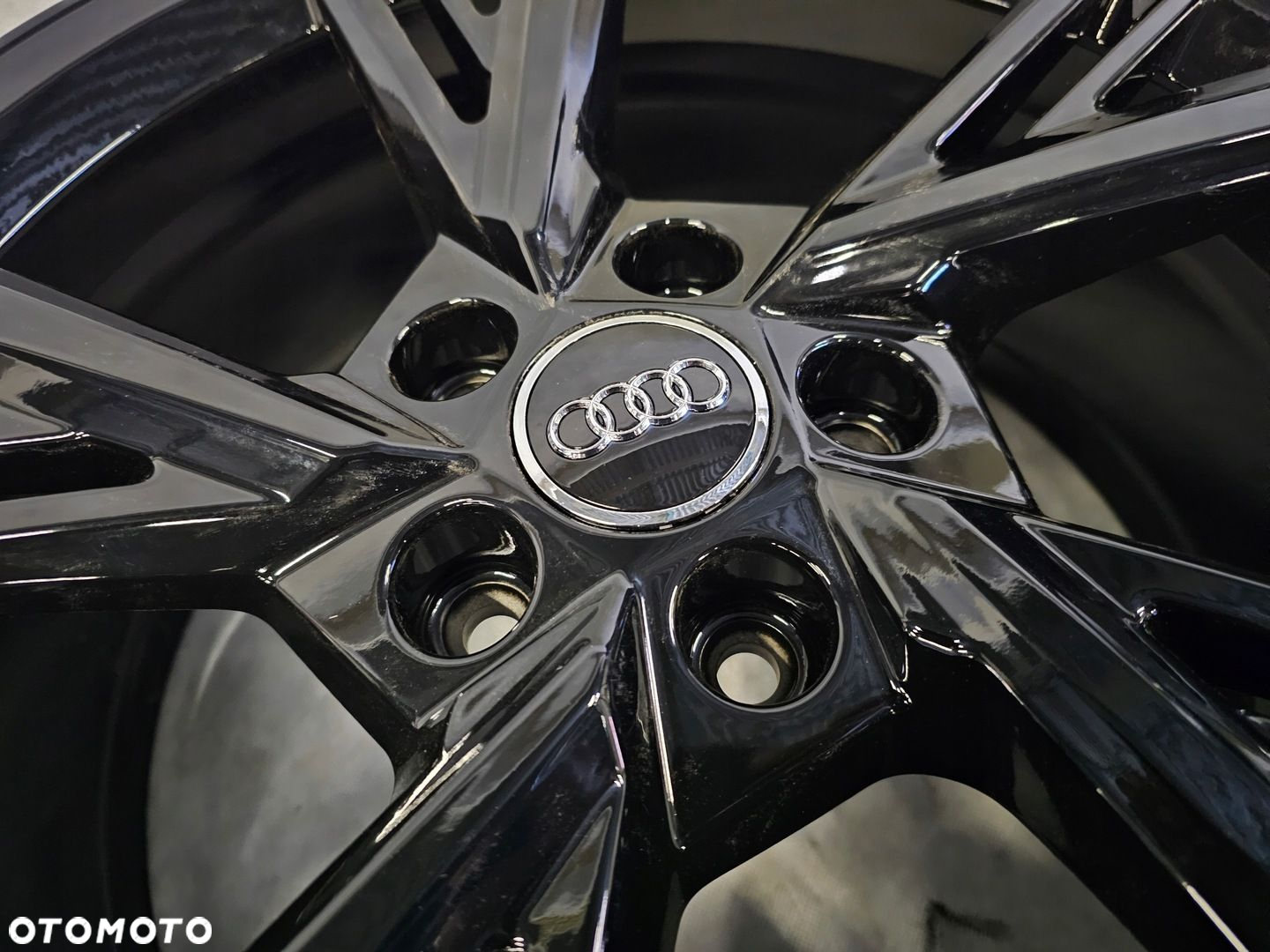 FELGI KOŁA AUDI A3 8Y0601025G 8x18 ET46 - 5