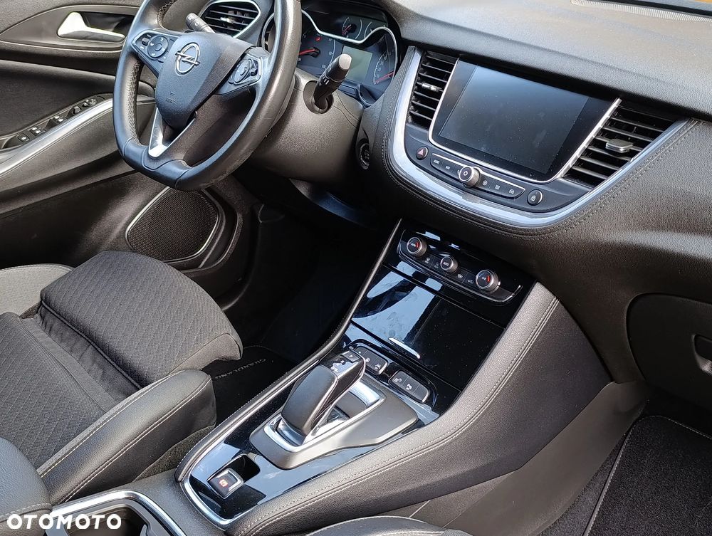 Opel Grandland X Plug-in-Hybrid4 1.6 DI Start/Stop Business INNOVATION - 18