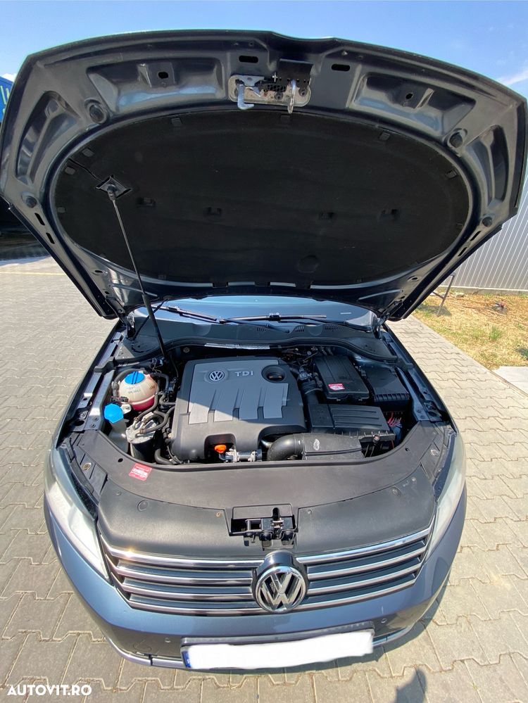 Volkswagen Passat - 26