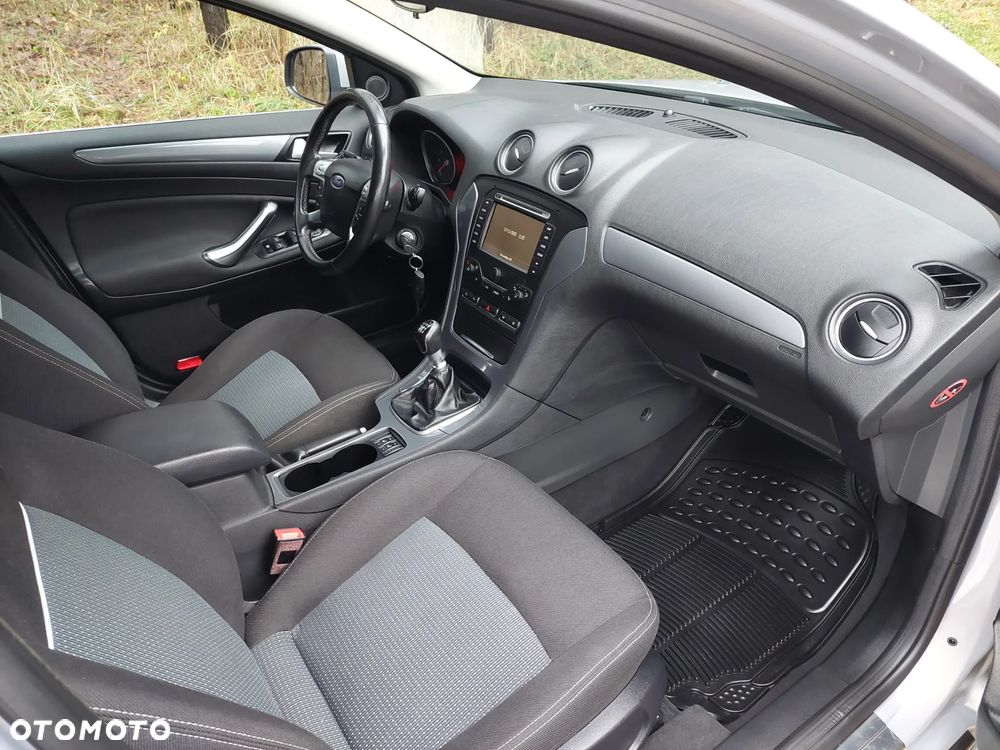 Ford Mondeo 1.6 Eco Boost Start-Stopp Ambiente - 21