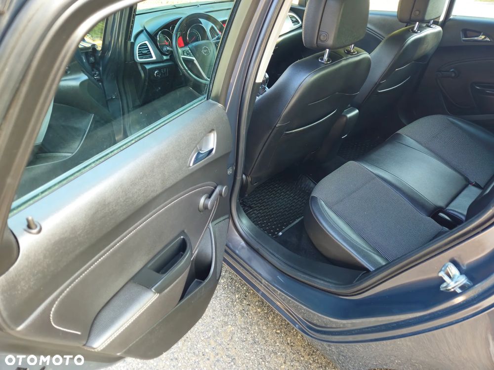 Opel Astra 1.7 CDTI Executive - 7