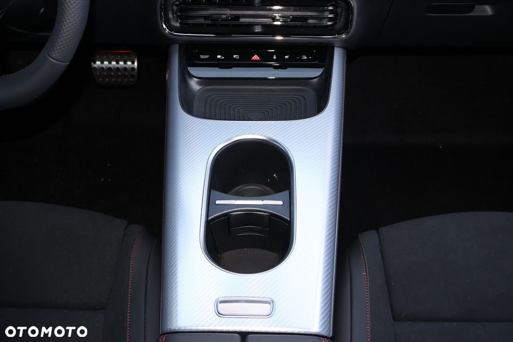 Mercedes-Benz CLA - 19