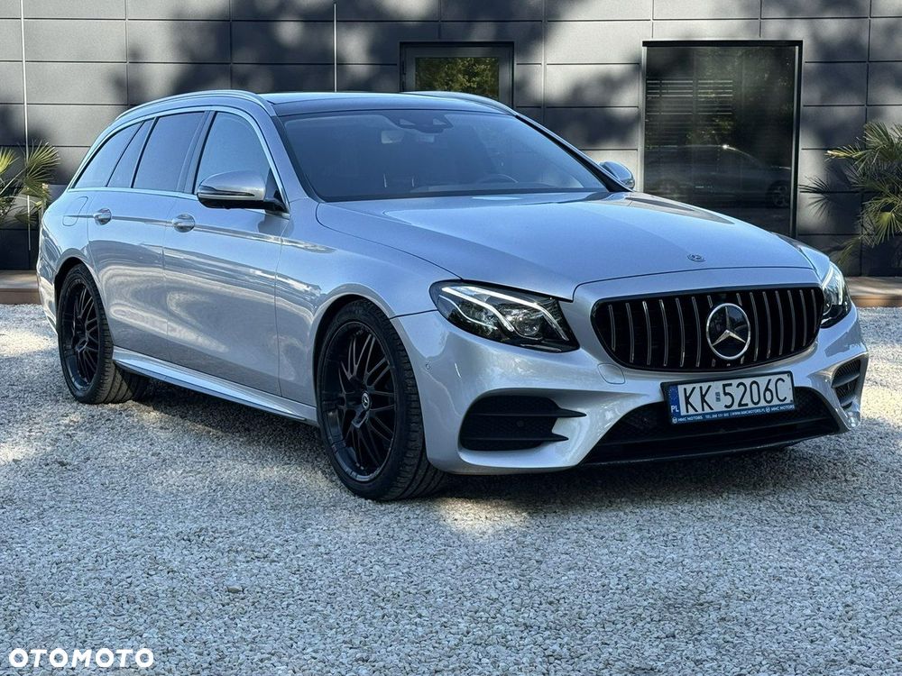 Mercedes-Benz Klasa E 400 4-Matic 9G-TRONIC - 1