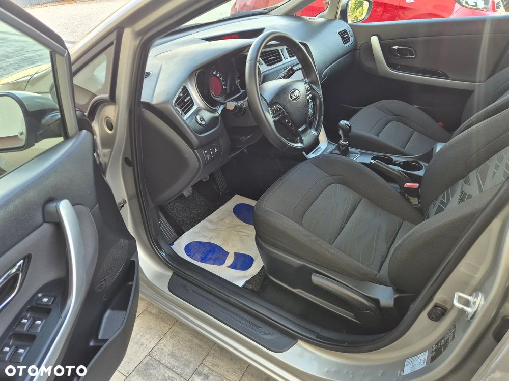 Kia Ceed 1.4 CVVT ISG Spirit - 10