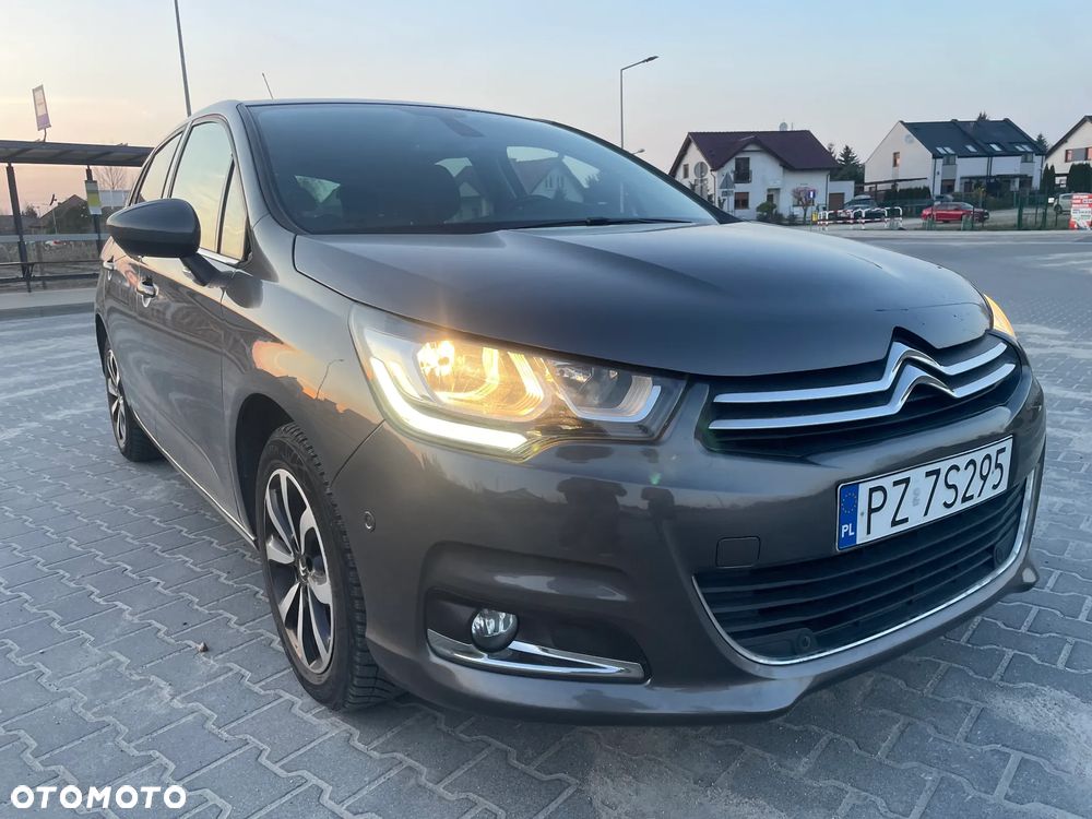Citroën C4 1.2 e-THP Exclusive - 1