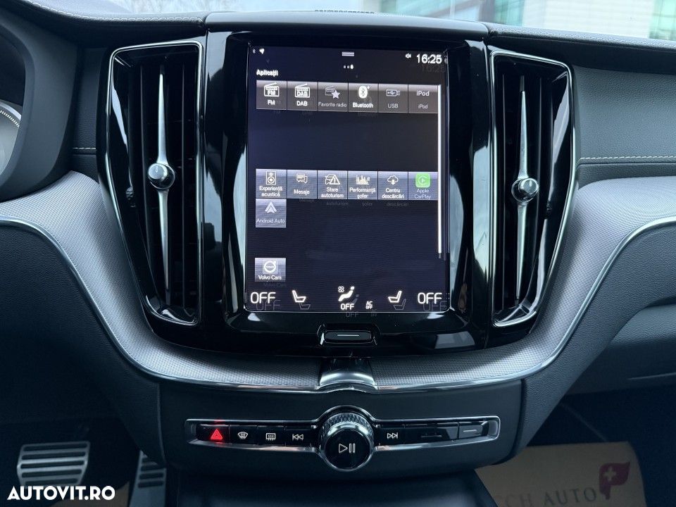 Volvo XC 60 T8 AWD Geartronic Polestar Engineered - 29