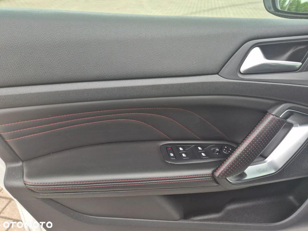Peugeot 308 BlueHDi 150 EAT6 Stop & Start GT-Line Edition - 16