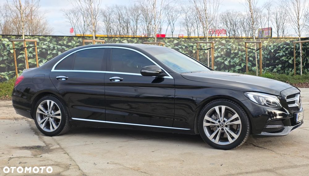 Mercedes-Benz Klasa C 300 9G-TRONIC Avantgarde - 11