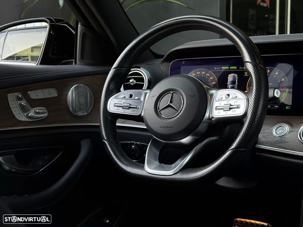 Mercedes-Benz E 300 - 23